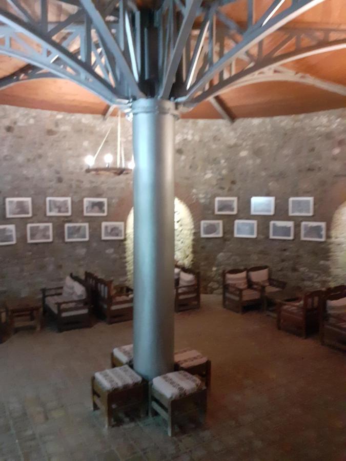 Hotel Guri 3*